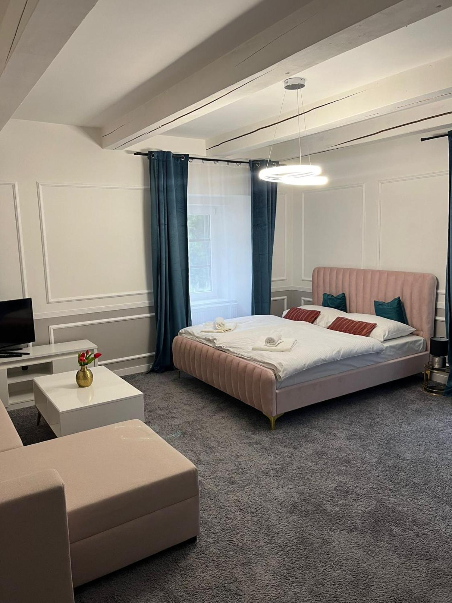 Boutique Hotel Posta Rl オラフスキー・ポドザモク エクステリア 写真
